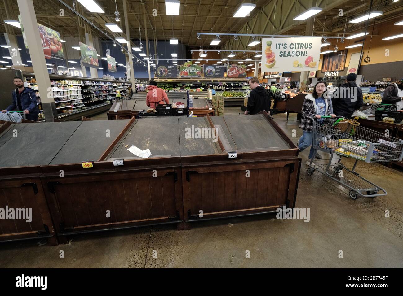 Portland Usa 13th Mar 2020 Empty Shelves That Are Usually