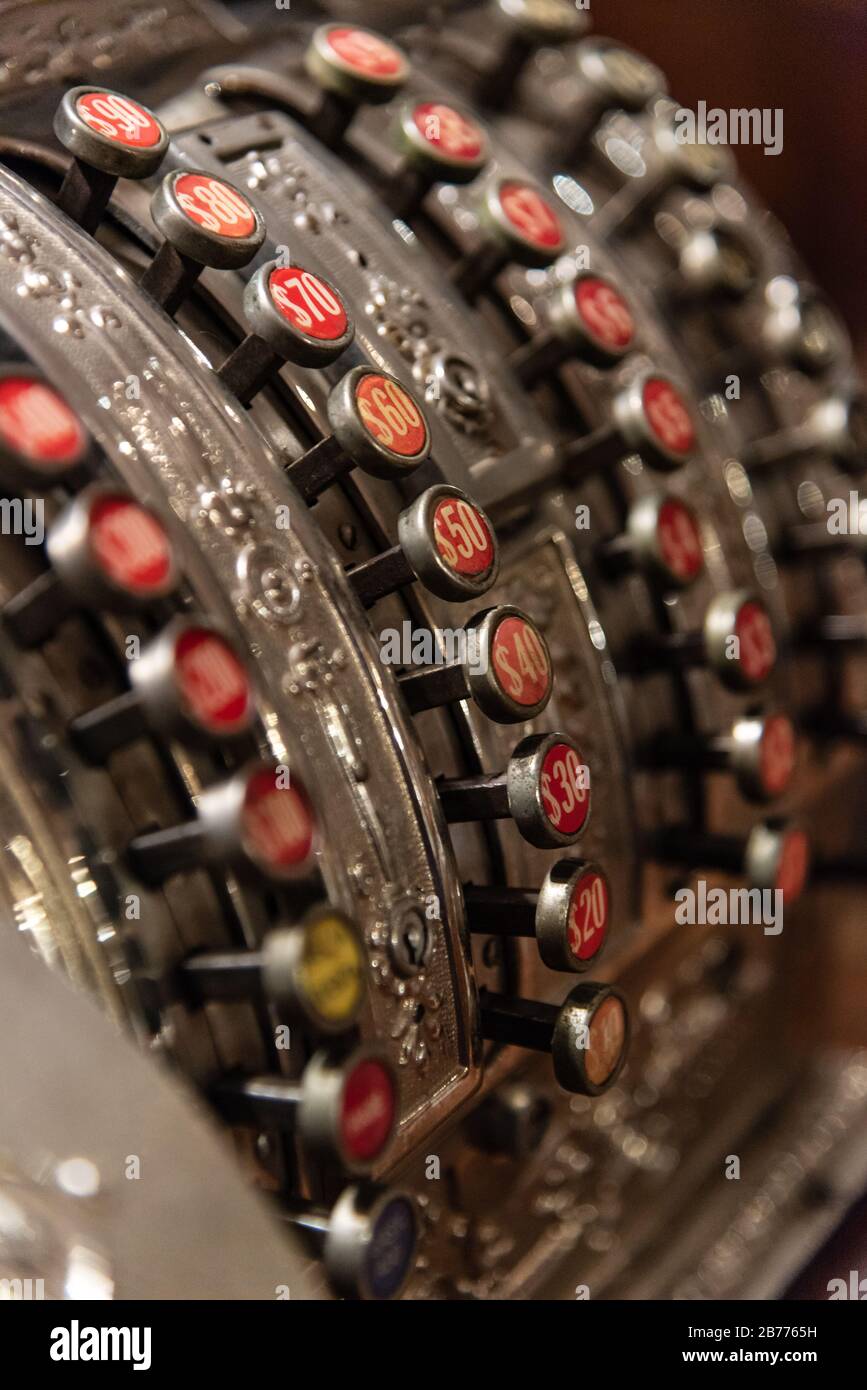 Detail of the buttons and numbers of a vintage and cromated cash machine Stock Photo Alamy