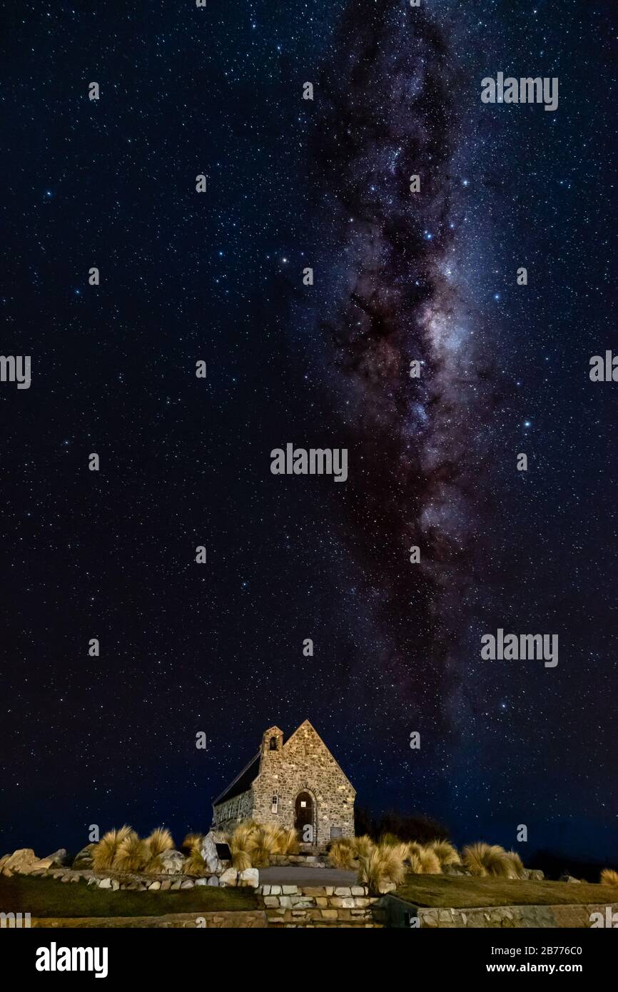 Milky way at Church of the Good Shepherd Lake Tekapo New Zealand Stock ...