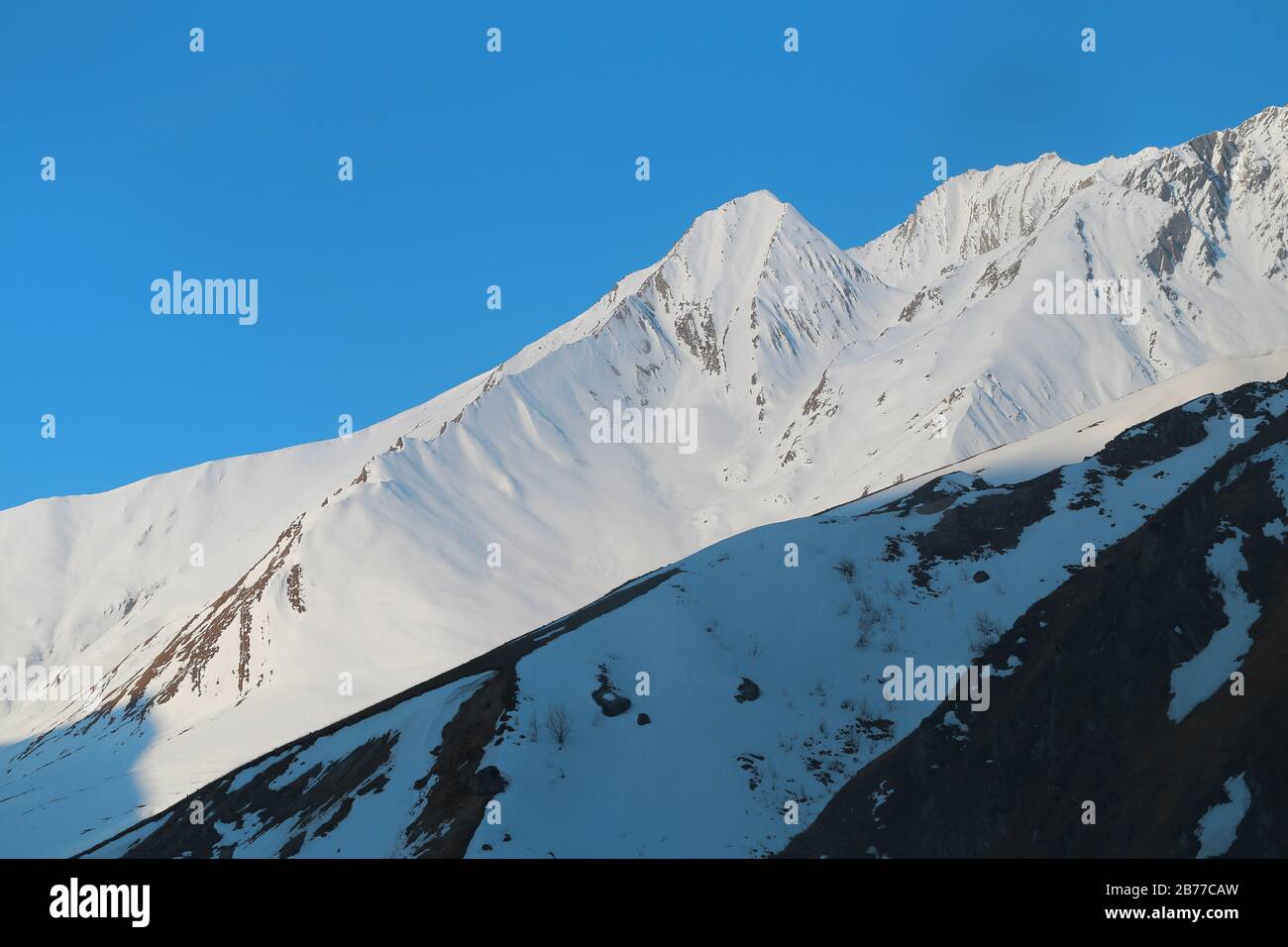Aerial view snow capped rocks hi-res stock photography and images - Alamy