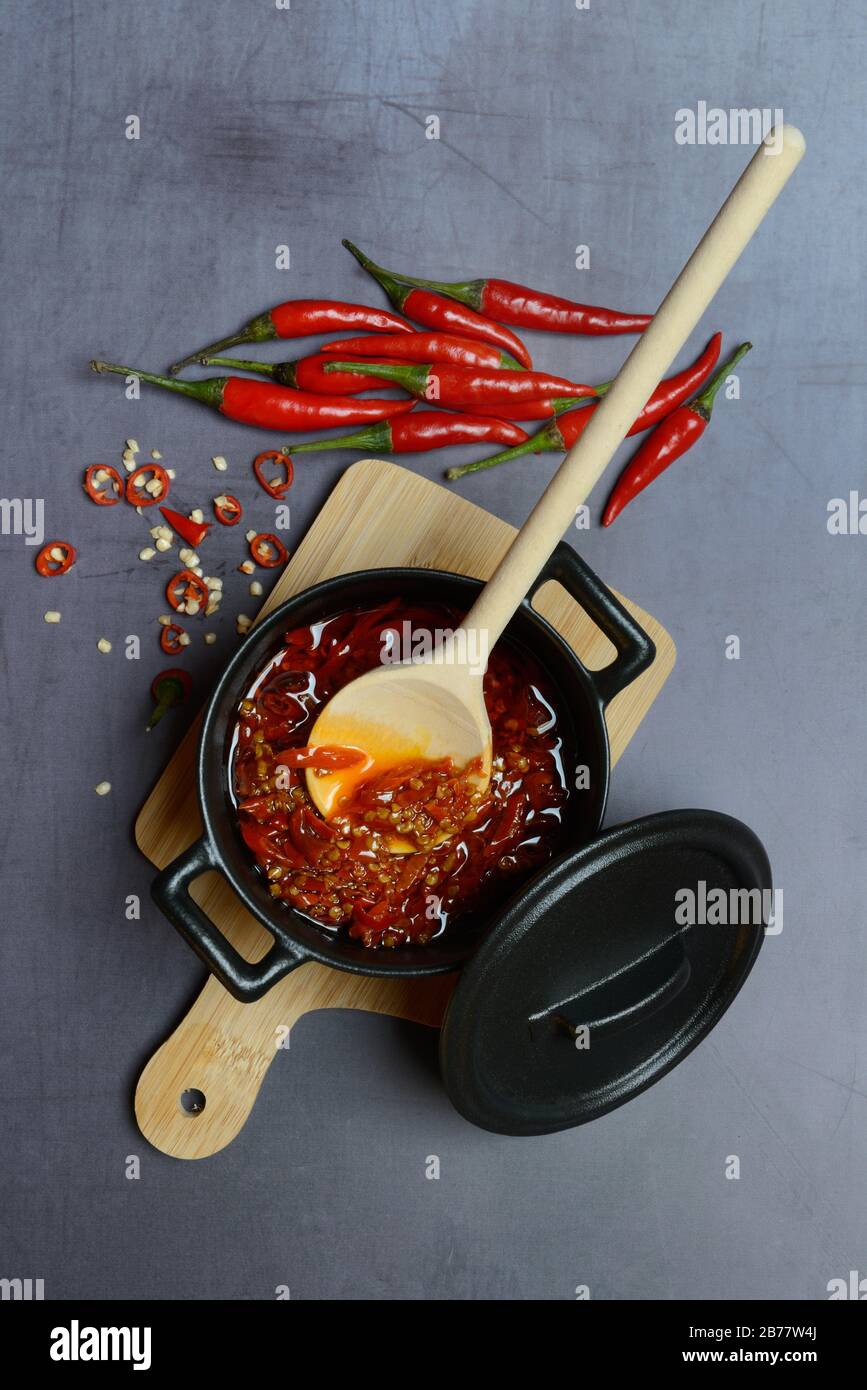 Crushed chillies hi-res stock photography and images - Alamy