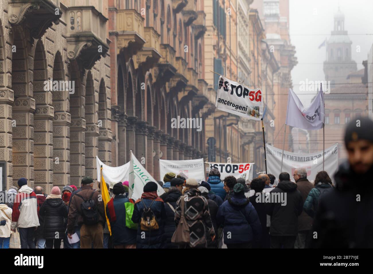 #stop5G protest, Bologna, Italy, January 2020 Stock Photo - Alamy