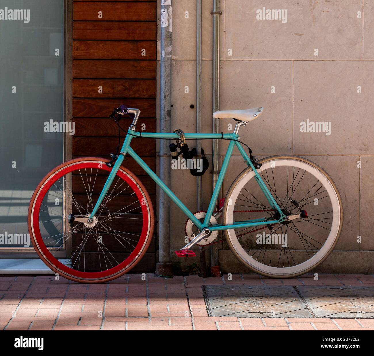 Bicycle parked near house hi-res stock photography and images - Alamy