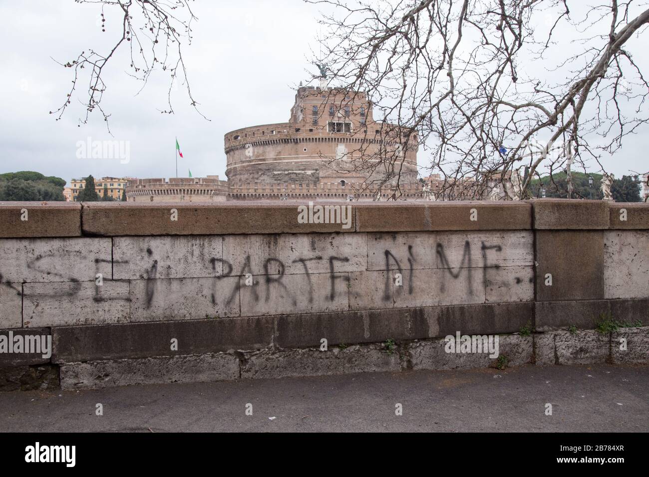 Roma, Italy. 14th Mar, 2020. Dedication on a wall at Lungotevere Tor di Nona (Photo by Matteo Nardone/Pacific Press) Credit: Pacific Press Agency/Alamy Live News Stock Photo