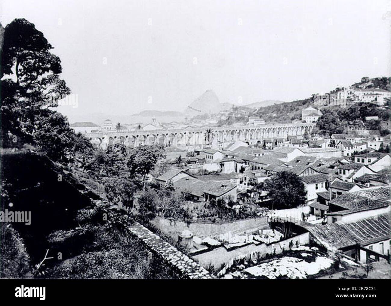 Leuzinger Aqueduto da Carioca (Arcos da Lapa Stock Photo Alamy Leuzinger Aqueduto da Carioca (Arcos da Lapa Stock Photo Alamy