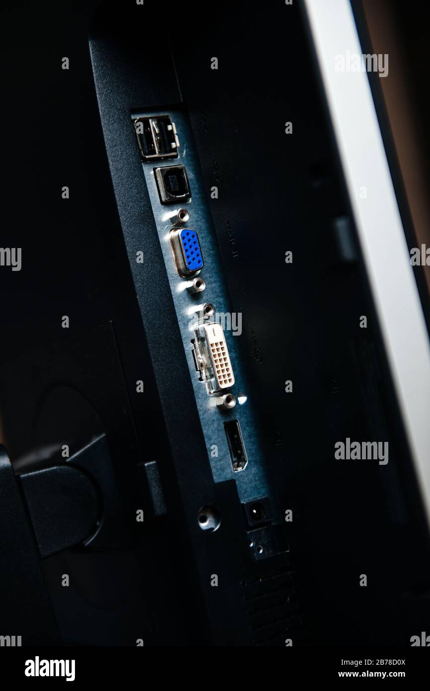 Rear port of modern LCD TFT mointor - Detail view of modern computer PC  monitor with multiple ports entrance - USB, VGA, DVI and Displayport  connectio Stock Photo - Alamy
