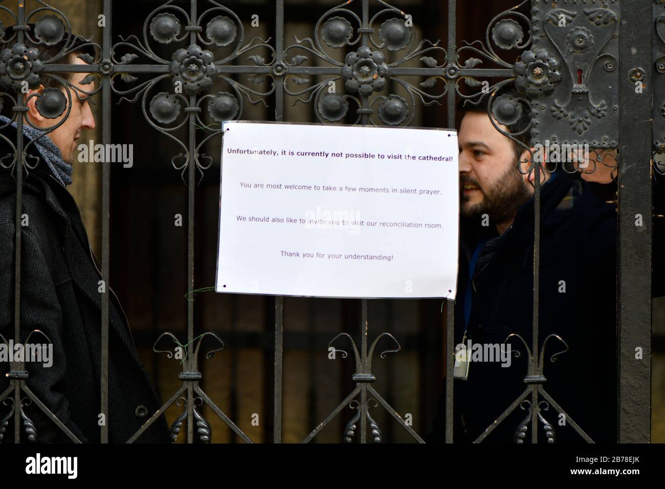 Vienna, Austria. 14th Mar, 2020. The Austrian government will restrict catering and retail from Monday. Close shops that are not necessary for supply. Grocery stores, pharmacies, banks, tobacco shops, petrol stations and some other shops remain open. St. Stephen's Cathedral is closed to visitors. Credit: Franz Perc / Alamy Live News Stock Photo