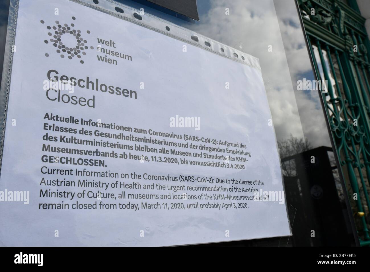 Vienna, Austria. 14th Mar, 2020. The Austrian government will restrict catering and retail from Monday. Close shops that are not necessary for supply. Grocery stores, pharmacies, banks, tobacco shops, petrol stations and some other shops remain open. All museums are closed to visitors. Credit: Franz Perc / Alamy Live News Stock Photo