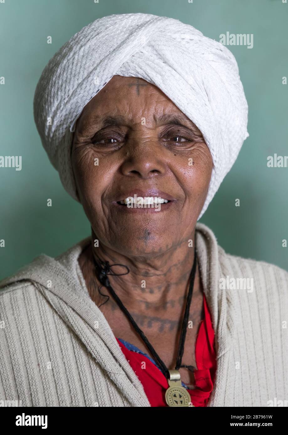 Ethiopian woman with tattooes in the neck, Addis Ababa Region, Addis