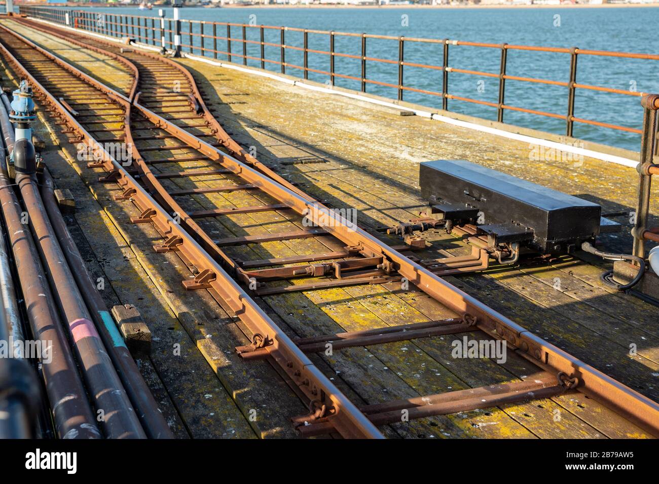 Pier Train Merge point hi-res stock photography and images - Alamy