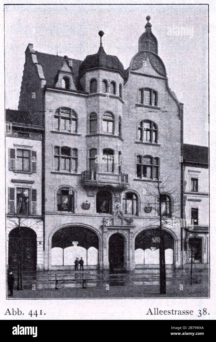 Geschäfts- und Wohnhaus Alleestraße 38 (heute- Heinrich-Heine-Allee) in Düsseldorf, erbaut vor 1904, Architekt Philipp Fischer, Bauherr P. J. Stübben. Stock Photo