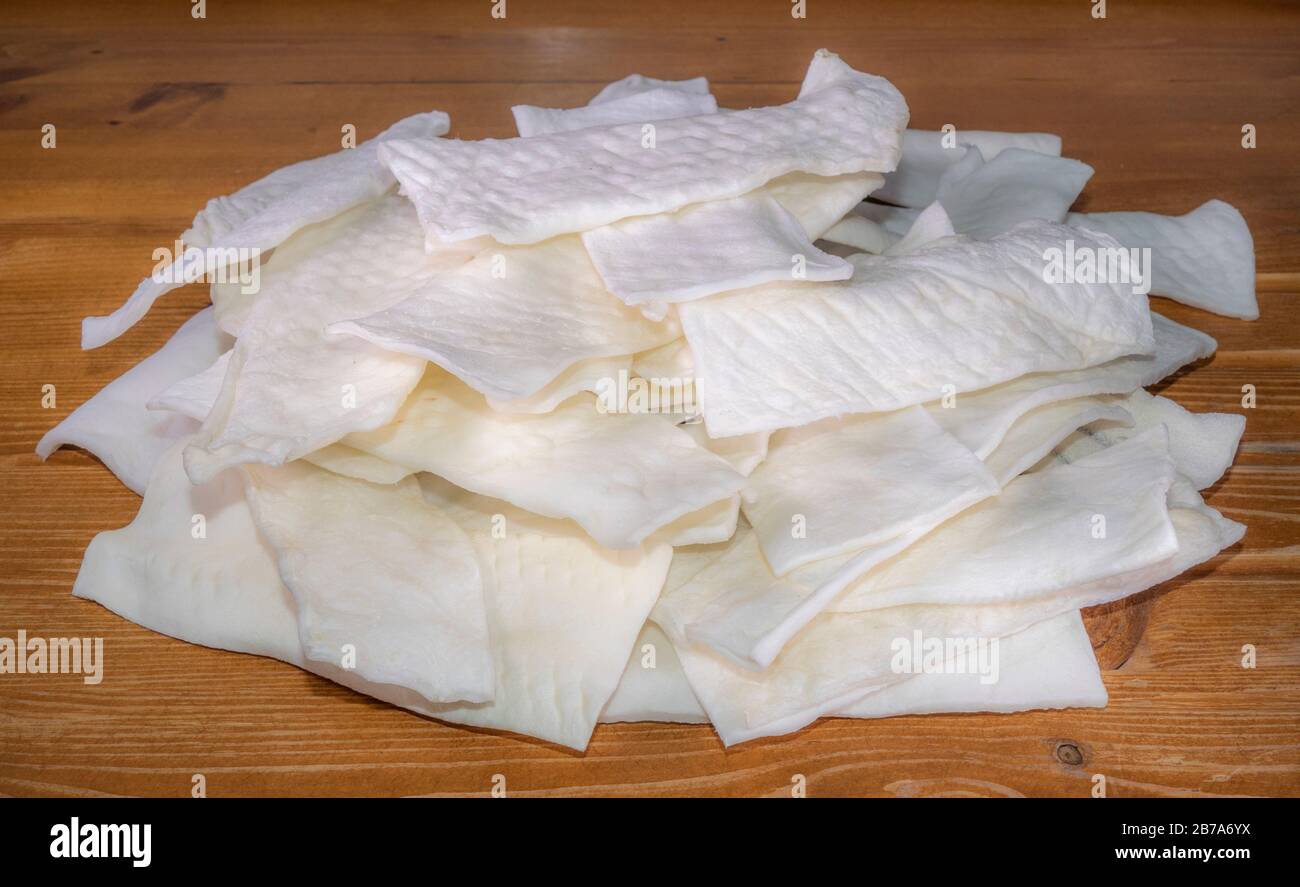 white rawhide dog chews