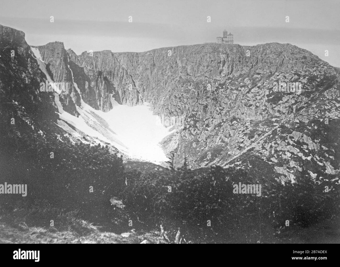 Large Snowy Cirque, Giant Mountains, about 1920, Silesia, Germany Stock Photo