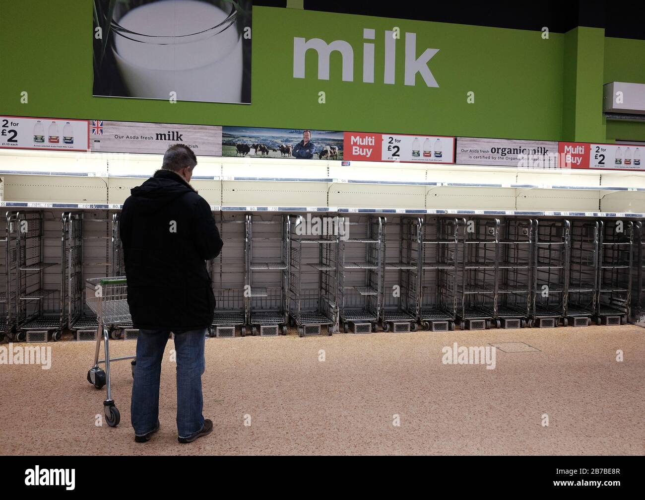 Asda milk hires stock photography and images Alamy
