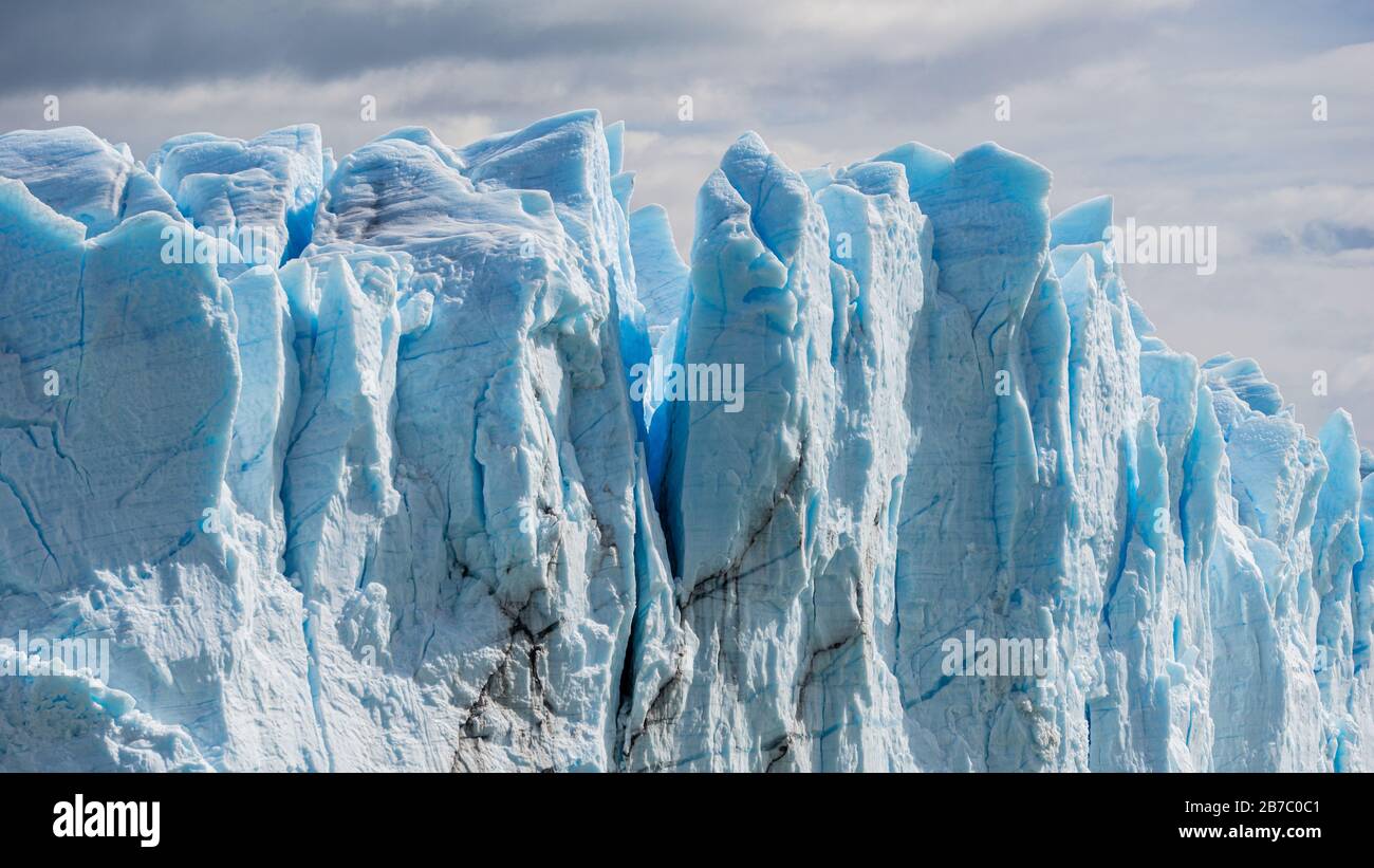 Glacier Perito Moreno Glaciar Perito Moreno Mountains And Lake Argentino Lago Argentino National Park Los Glyacious Patagonia Argentina Stock Photo Alamy