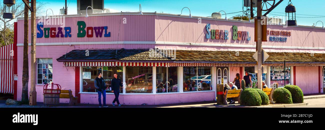 Old Town Scottsdale High Resolution Stock Photography and Images Alamy