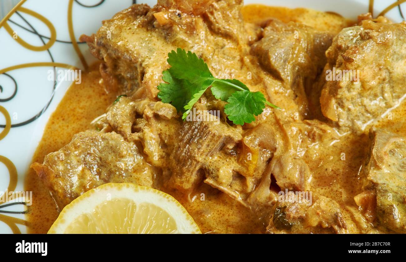 Dahi Gosht Yogurt Lamb Curry, Kashmiri cuisine, Traditional assorted