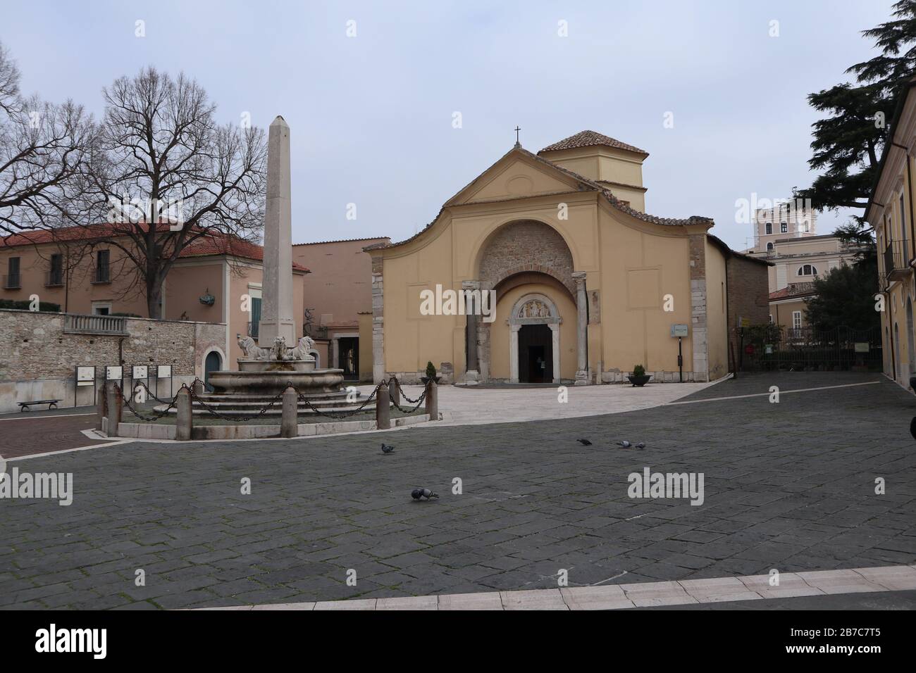 Benevento - Piazza Santa Sofia durante la quarantena Stock Photo
