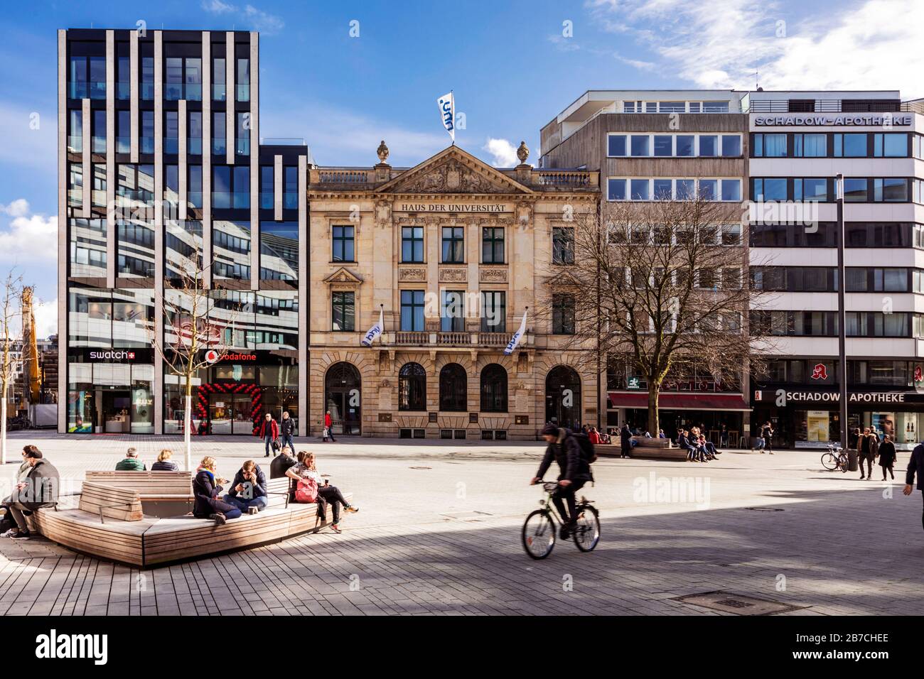 Pedestrian zone Schadowplatz withHaus der Universitat on Ko-Bogen in the city center of Dusseldorf Stock Photo