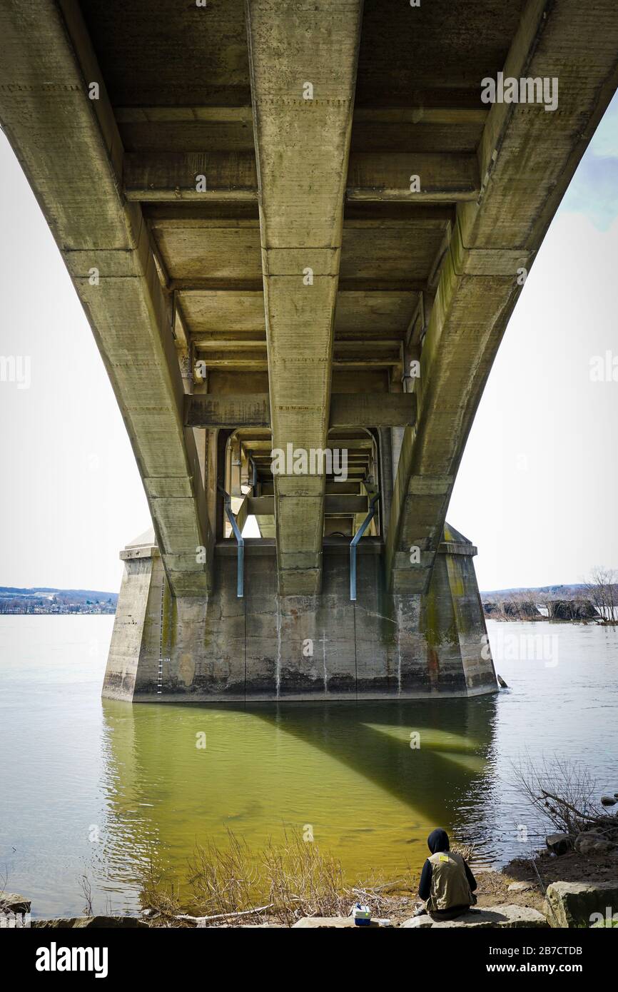 Concrete Deck Arch Bridge Stock Photo Alamy
