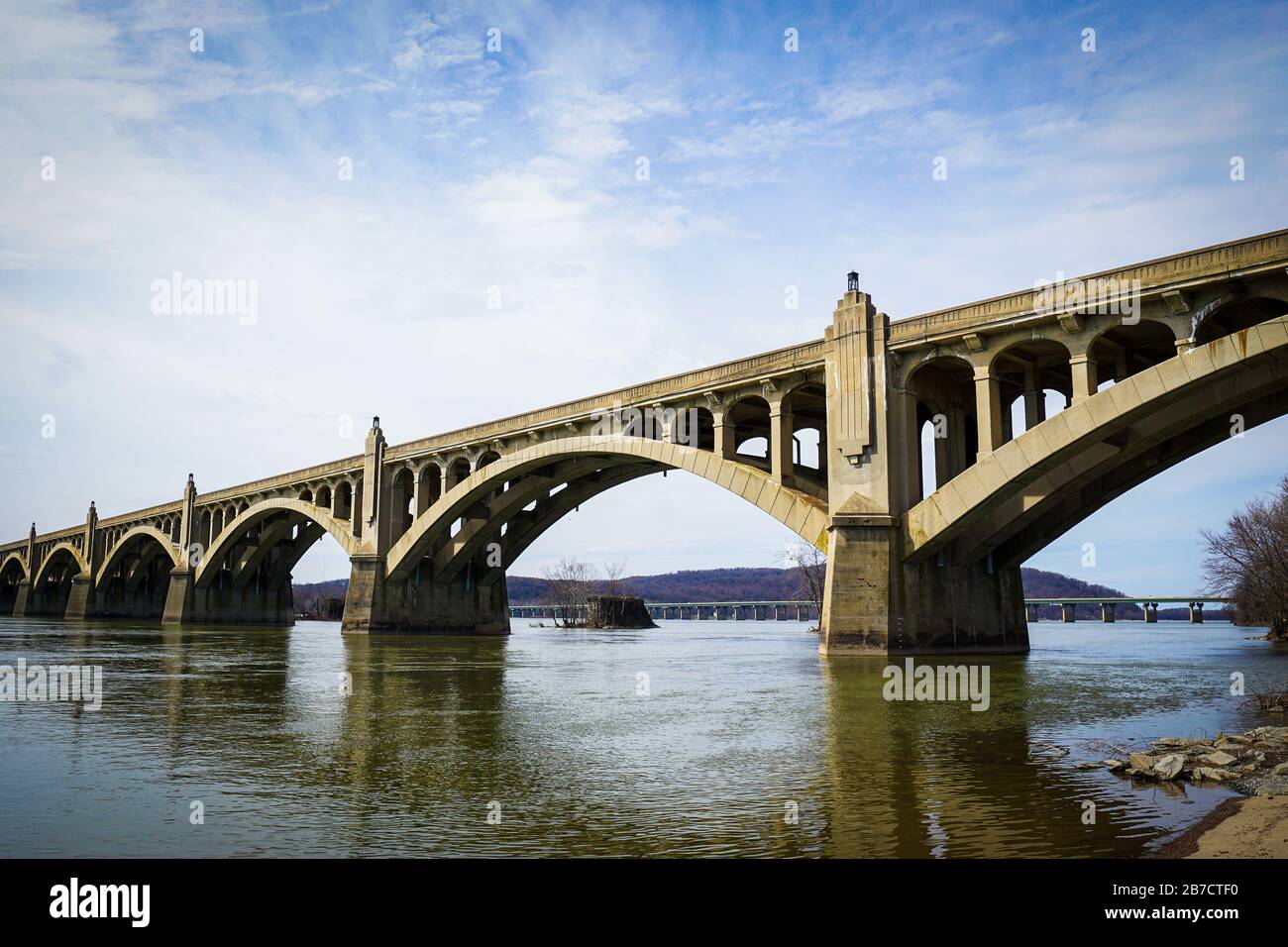 Concrete Deck Arch Bridge Stock Photo Alamy