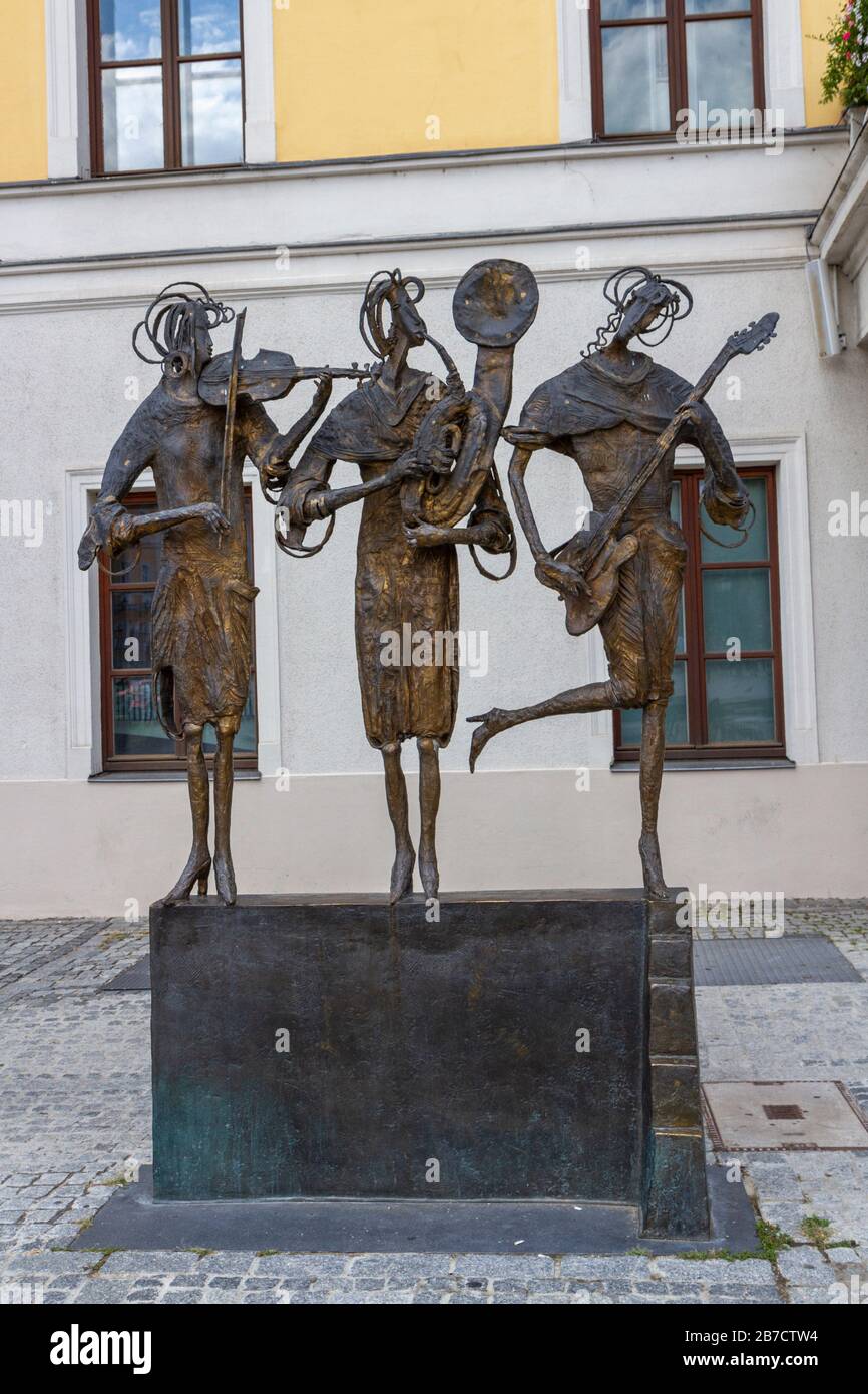 Sculpture 'Drei Musen der Musik' (three muses of music) by Joseph Michael Neustifter (2003), Bismarckplatz, Regensburg, Bavaria, Germany. Stock Photo