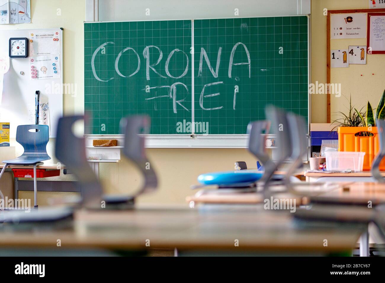 Corona-free at a school in Südstadt Cologne (Germany) Stock Photo