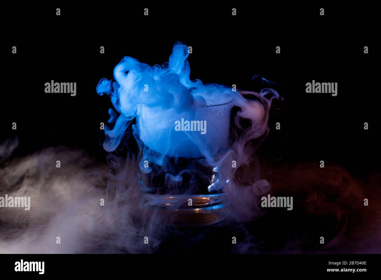 Chemical reaction of dry ice with liquid Stock Photo Alamy