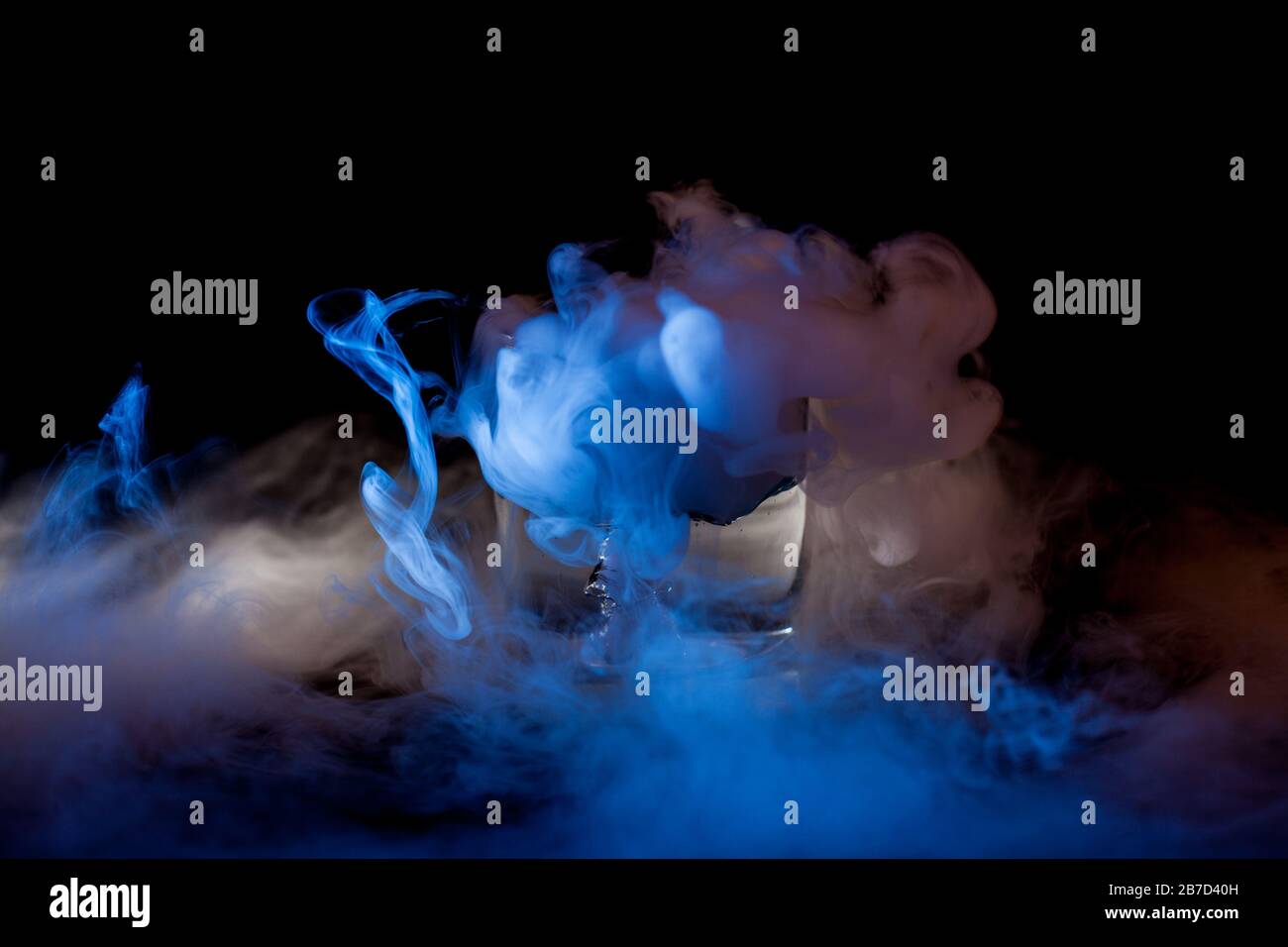 Chemical reaction smoke hires stock photography and images Alamy