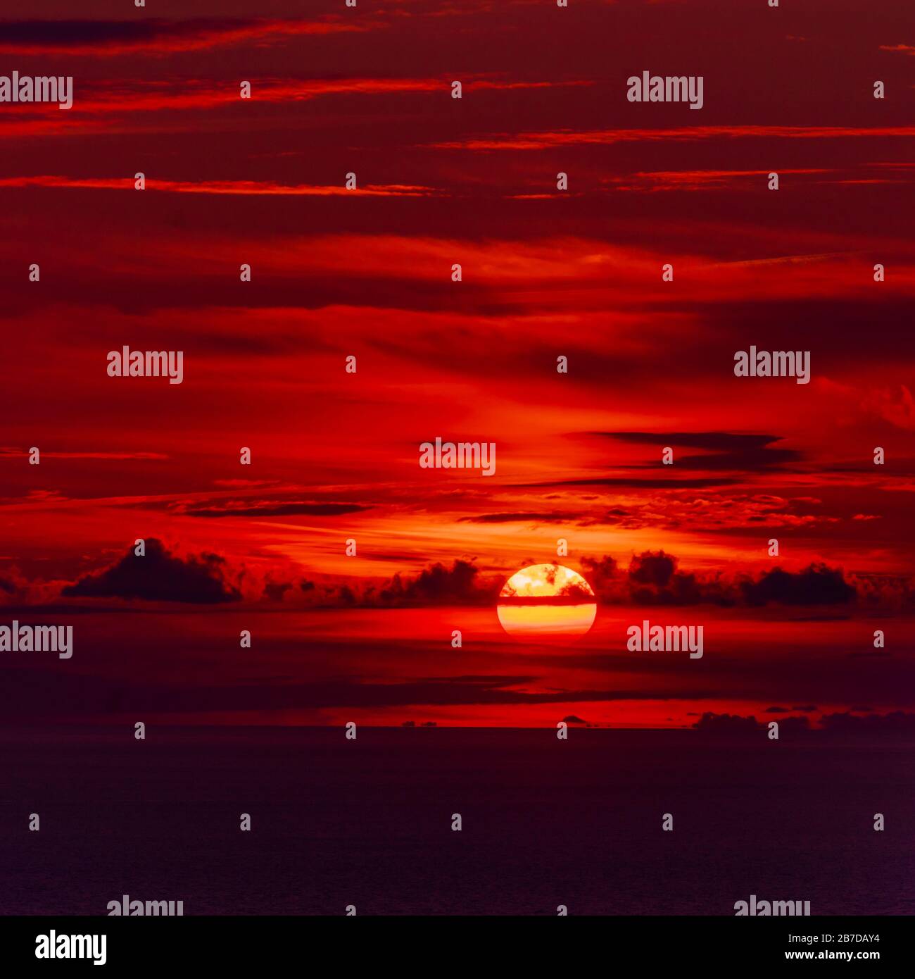 Fiery orange sunset sky. Beautiful sky Stock Photo - Alamy