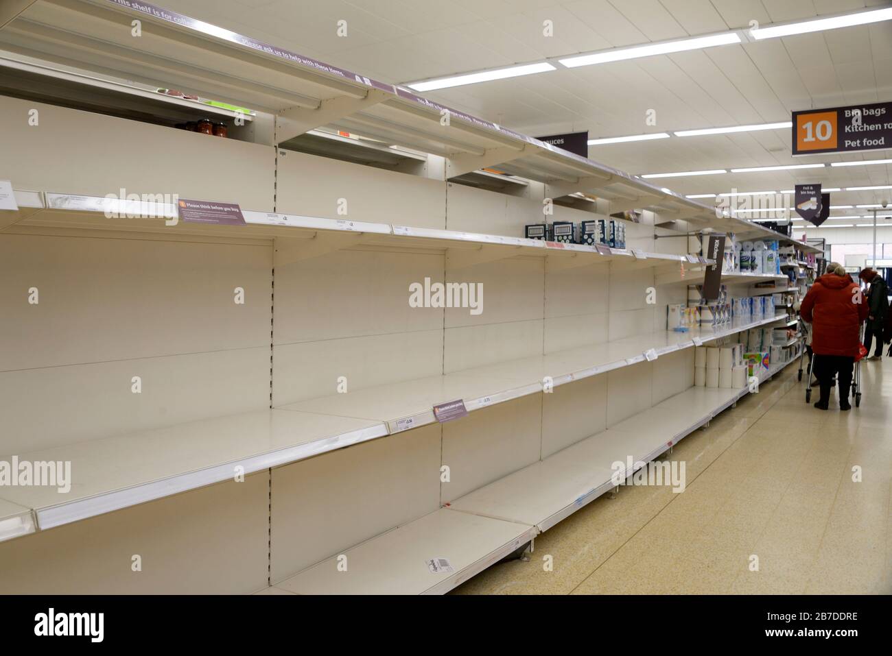 Empty toilet paper shelves, in Supermarket Stock Photo Alamy