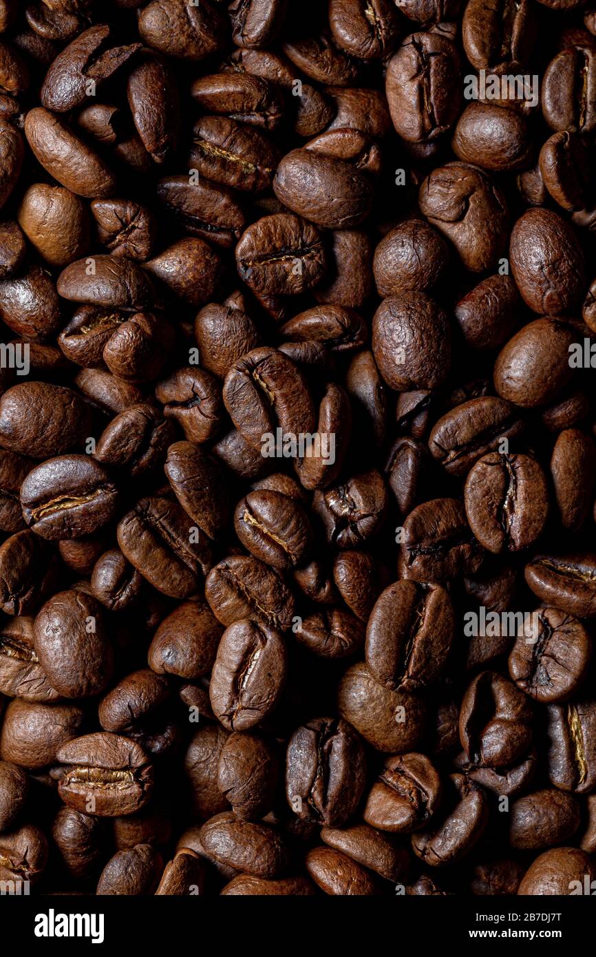 Macro photography of roasted coffee beans Stock Photo - Alamy