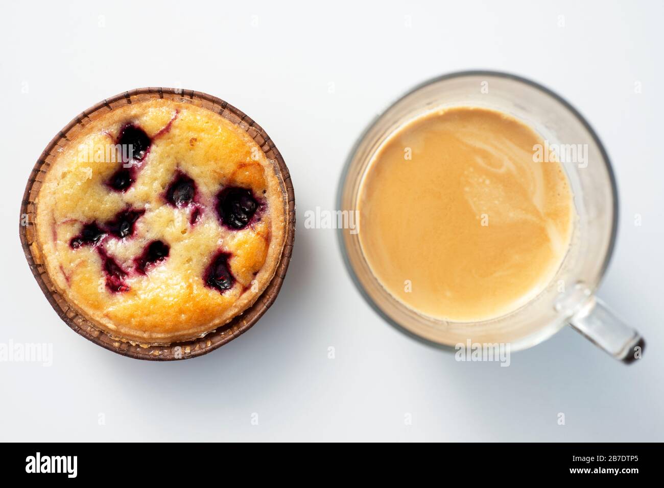 M&S blueberry tart and coffee Stock Photo