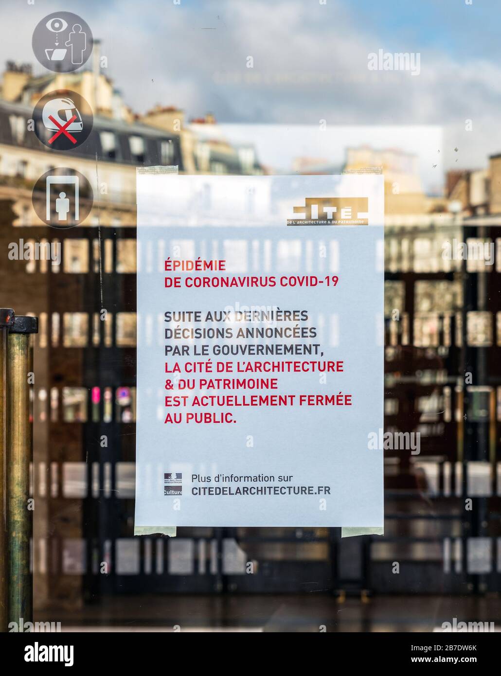 Palais de chaillot closed because of Coronavirus epidemic - Paris, France Stock Photo