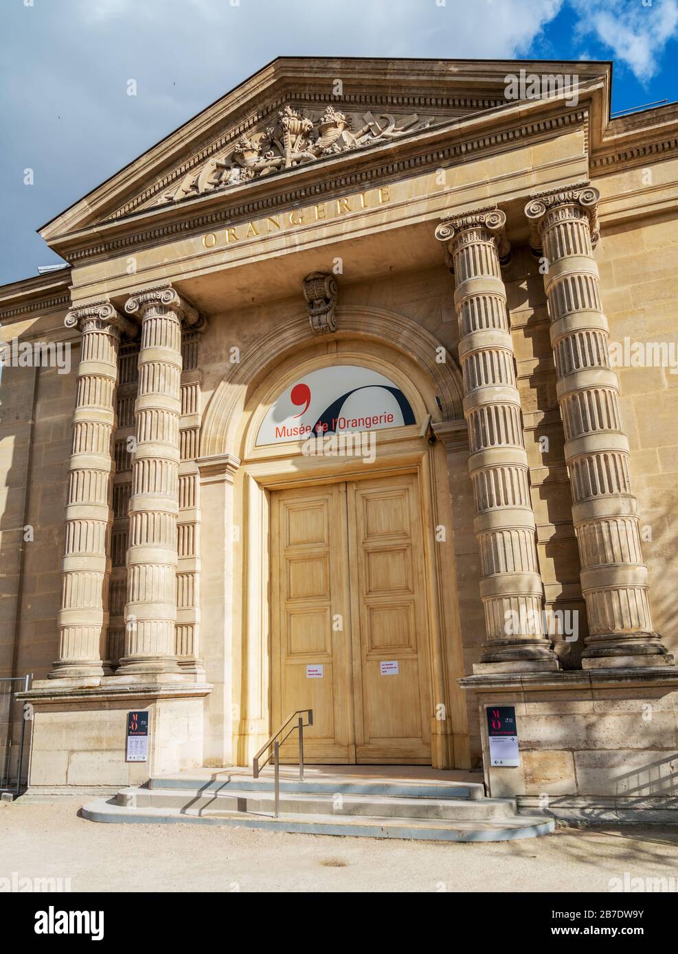 Musee de l'Orangerie in Paris closed because of Coronavirus Stock Photo