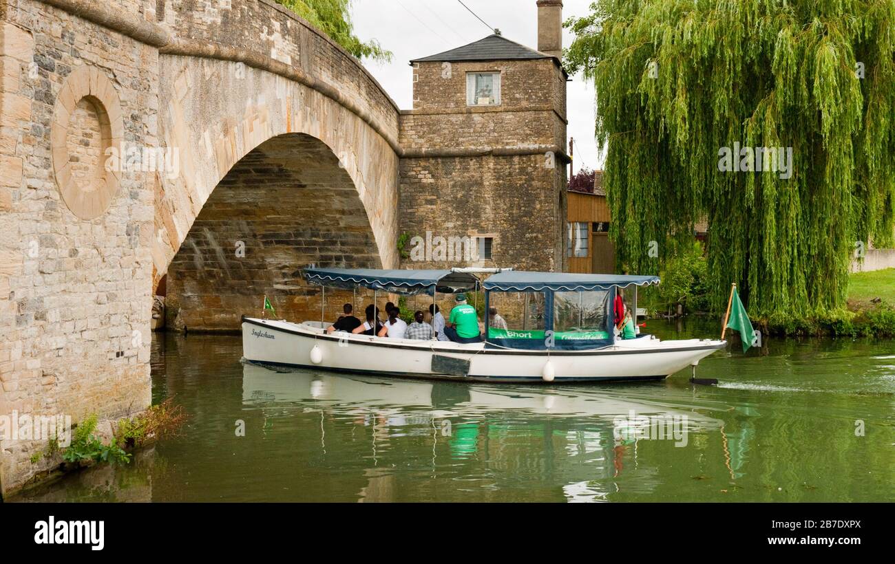 Lechlade Bridge and the River Thames at Lechlade in the Cotswolds ...