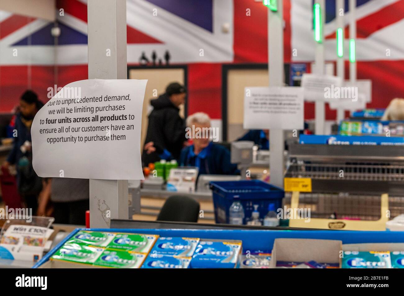 Coventry, West Midlands, UK. 15th Mar, 2020. Aldi Stores in Gallagher Retail Park was full of shoppers panic buying today. Aldi management restricted purchases to 4 items of each product per customer. Credit: Andy Gibson/Alamy Live News Stock Photo