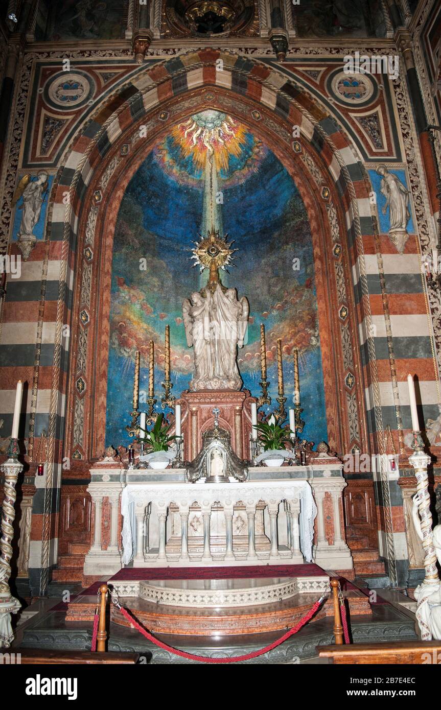 The chapels Basilica of Saint Anthony of Padua, Italy Stock Photo Alamy