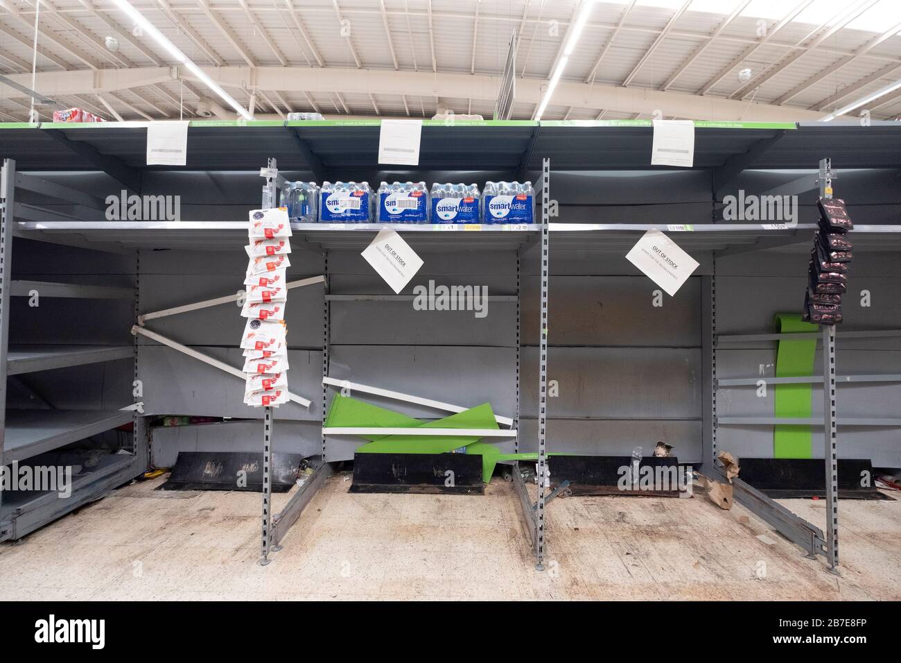 Page 2 Cleaning Products Shelves High Resolution Stock Photography And Images Alamy