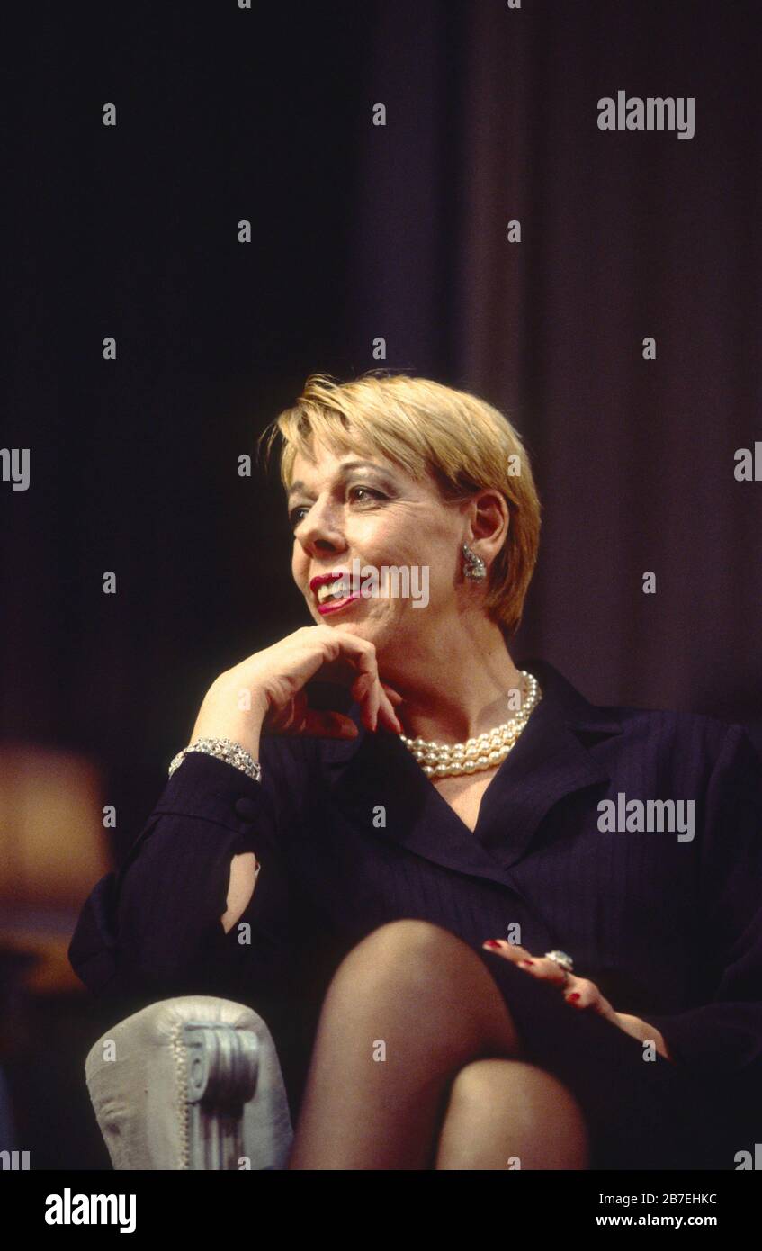 Frances de la Tour in THREE TALL WOMEN by Edward Albee  set design: Carl Toms costumes: Tom Rand lighting: Jenny Cane director: Anthony Page  Wyndham's Theatre, London WC2  28/10/1994   (c) Donald Cooper Stock Photo