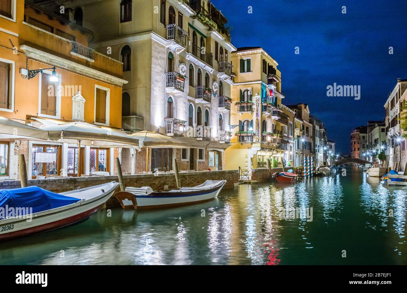 Venice twilight hi-res stock photography and images - Alamy
