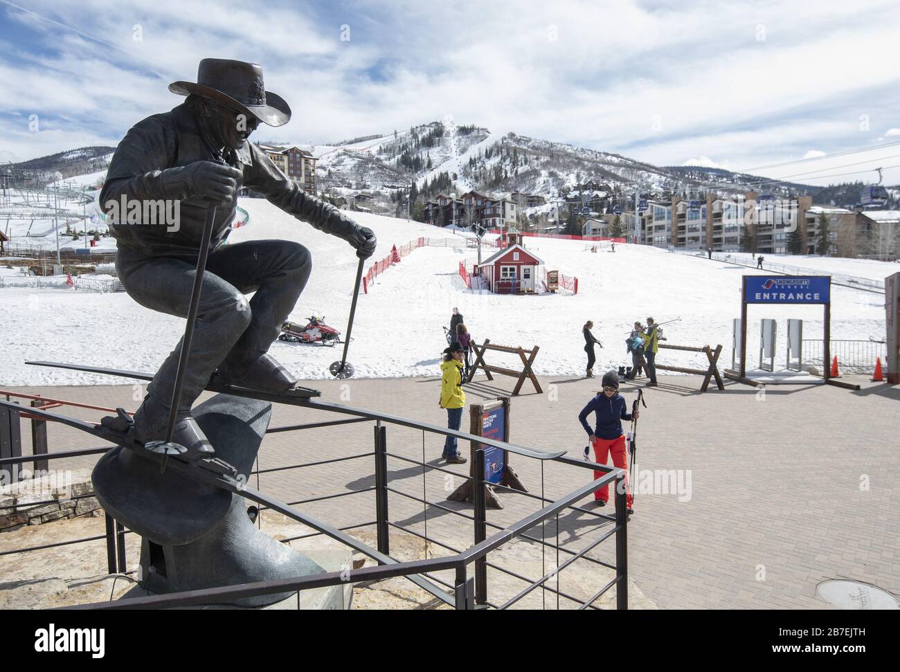 Steamboat Springs, United States. 15th Mar, 2020. A statute of legendary skier Billy Kidd highlights the base of an empty Steamboat Springs Ski Resort, in Steamboat Springs, Colorado on Sunday, March 15,