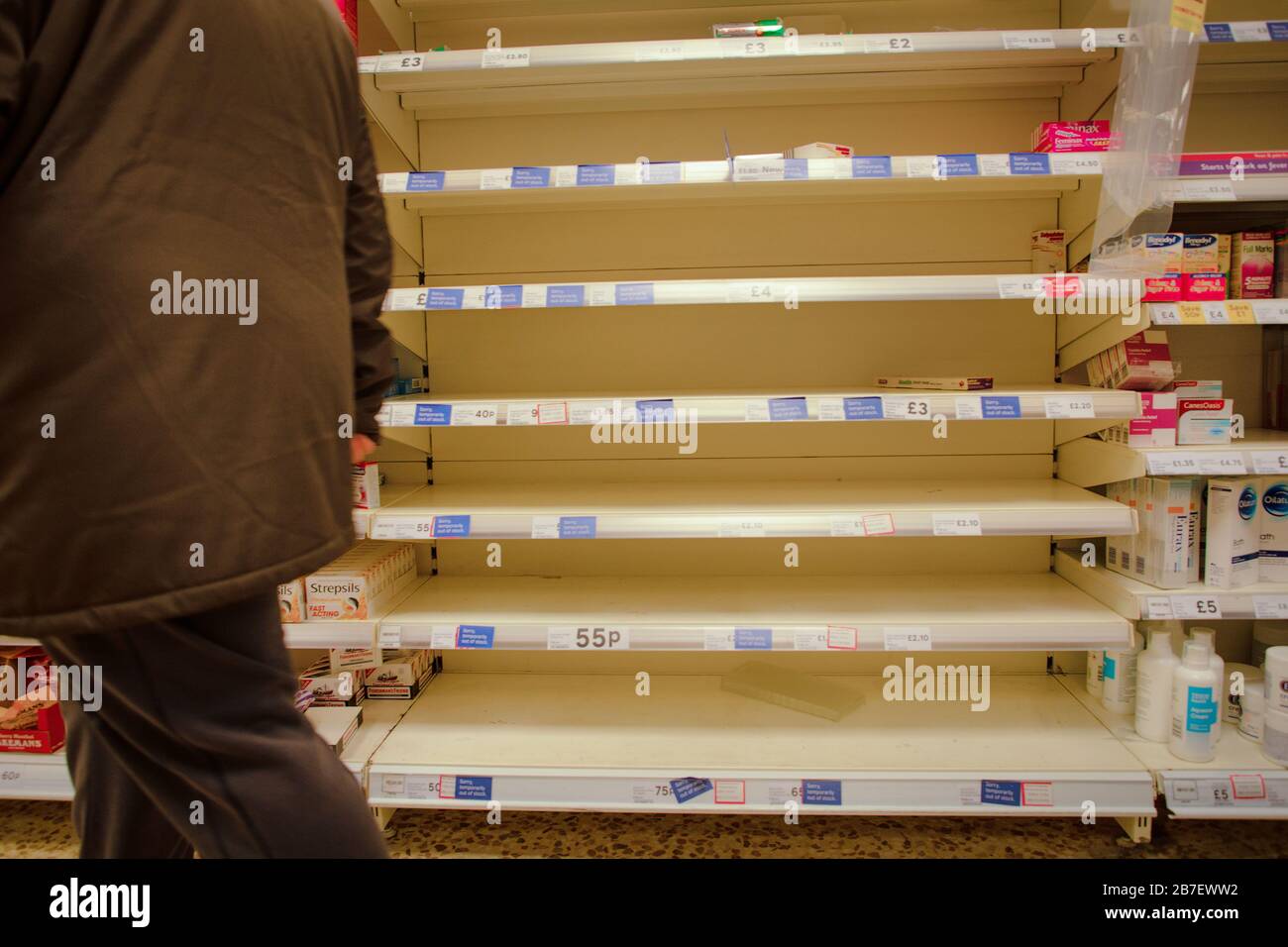 Supermarket Aspirin High Resolution Stock Photography and Images Alamy