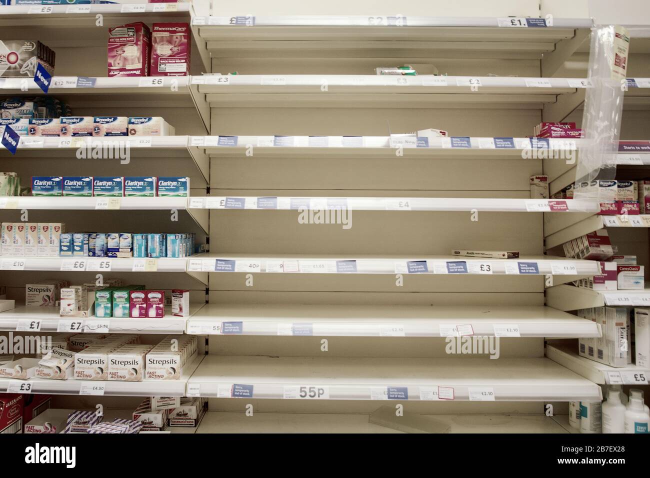 large supermarket sold out of paracetamol ibuprofen and aspirin Stock