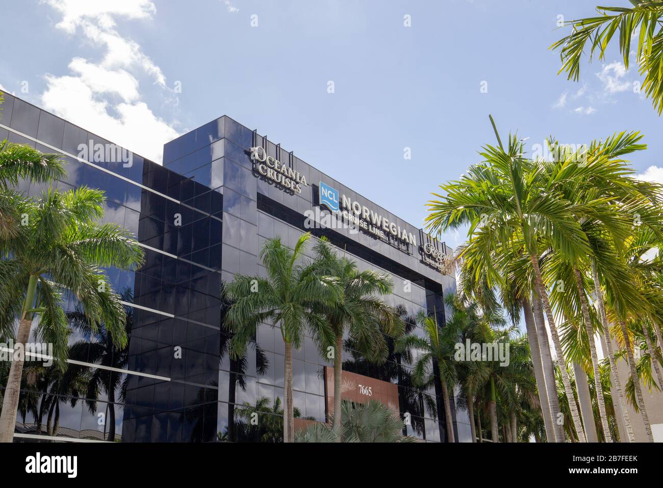 Norwegian Cruise Line Headquarters in Miami-Dade County, Florida. Oceania  Cruises, and Regent Seven Seas Cruises Stock Photo - Alamy