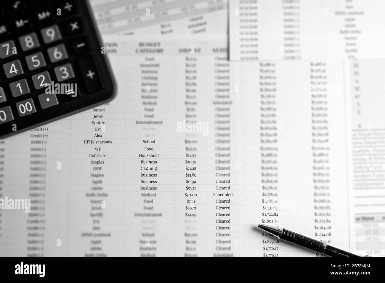 Data growth charts Black and White Stock Photos & Images - Alamy