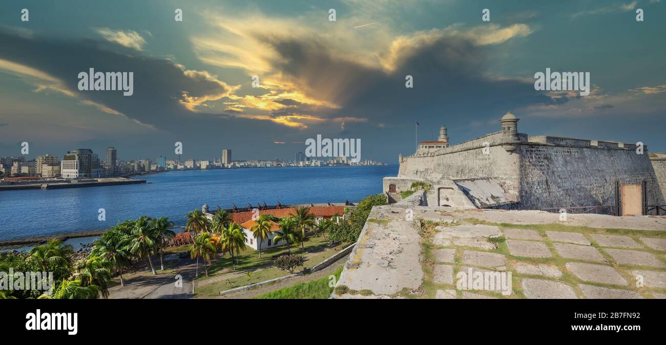 View Of The Spanish Castles Of La Cabana And El Morro Facing The City Of  Havana In Cuba Stock Photo, Picture and Royalty Free Image. Image 27298902.