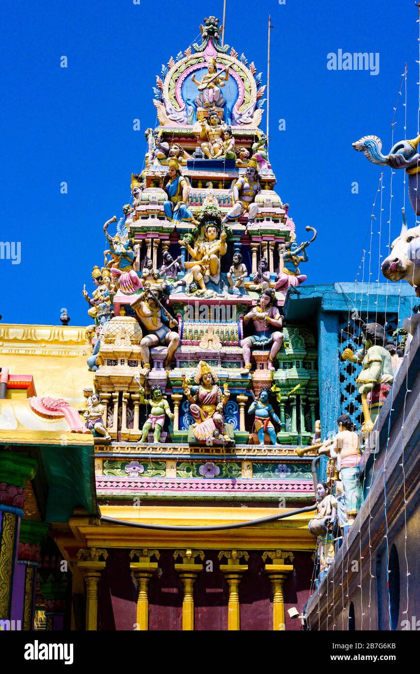 South Asia Sri Lanka Matale Sri Muthumariamman Thevasthanam Hindu Temple built 1874 ornate colourful figures gods roof tower detail Stock Photo