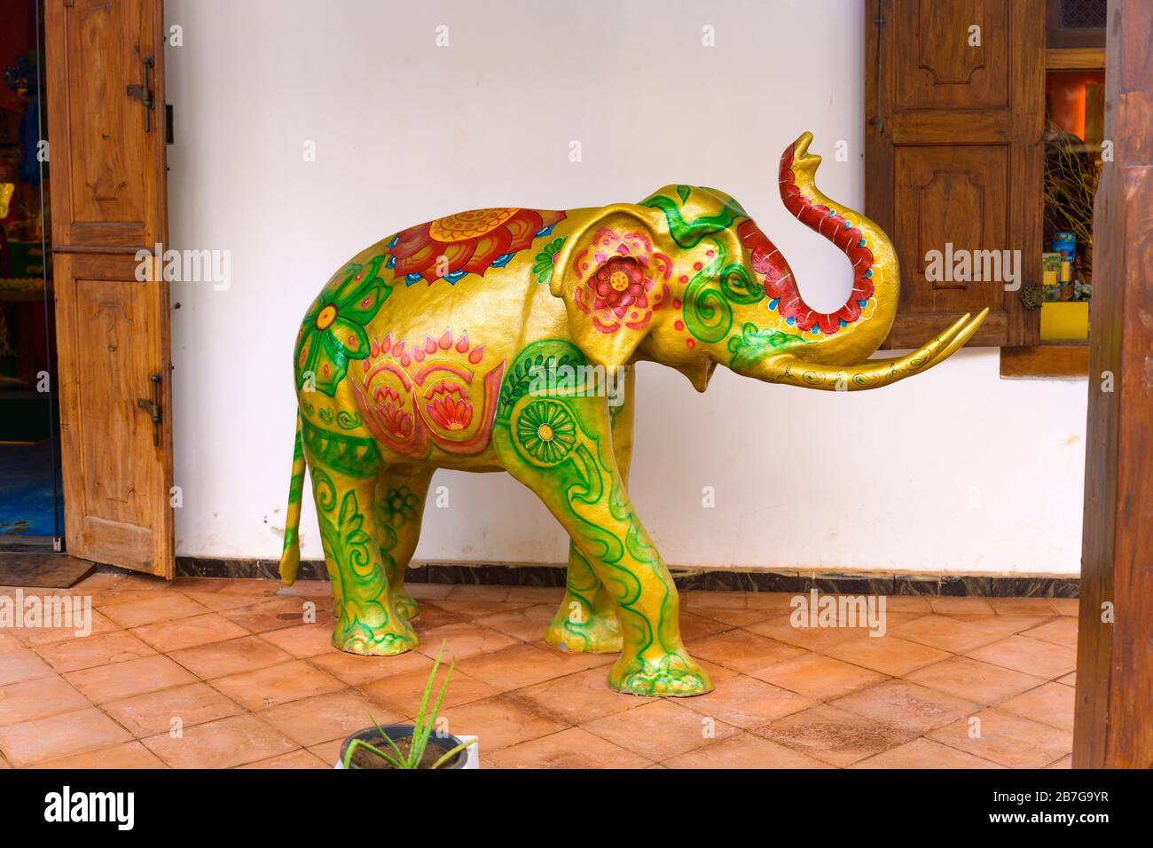 South Asia Sri Lanka Fort Galle colonial patio terrace outside multicoloured large elephant healthcare cosmetic products Spa Ceylon patio terrace Stock Photo