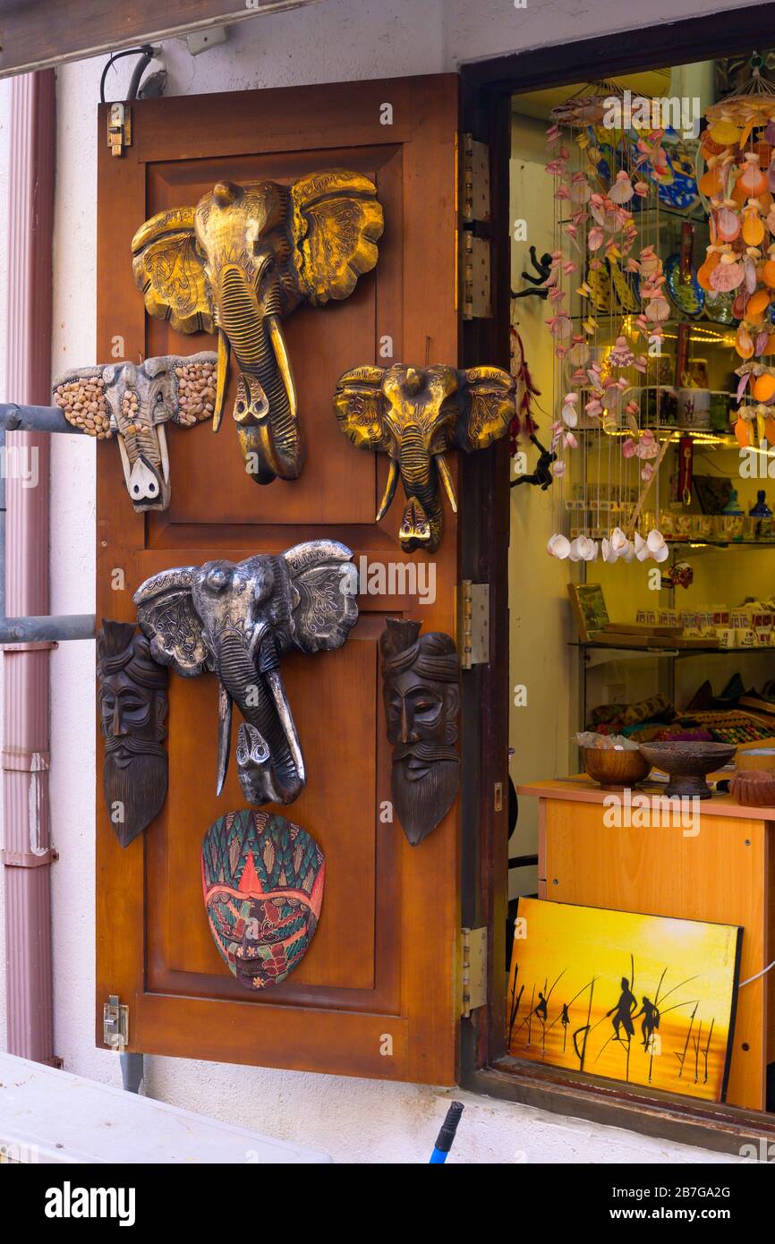 Local arts 2024 and crafts stores